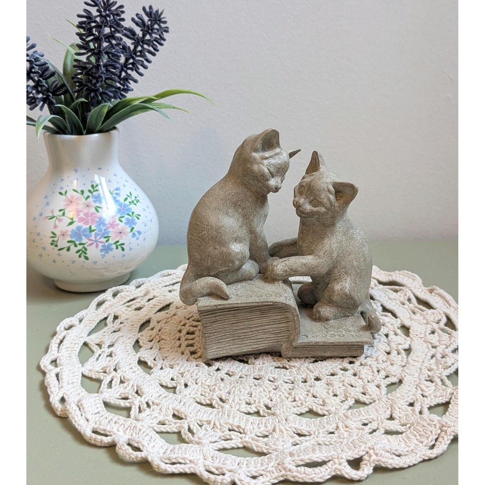 Cat Bookends Figurine Reading Cats on Books Resin Sculpture Book Lover